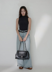 現貨新品必買｜亮鑽雪花牛仔寬褲｜S&ndash;XL 現貨