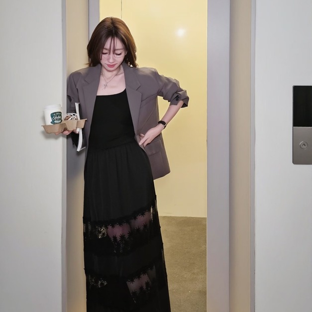 新品必買｜層次蕾絲拼接長裙 2色