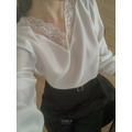 新品｜精緻蕾絲V領氣質上衣 2色_6