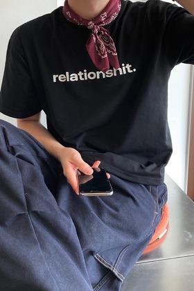 relationshit短寬標語短踢
