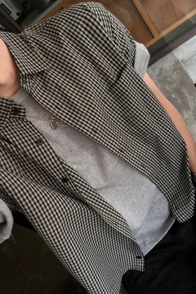 cropped boxy短寬小格紋襯衫