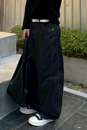 切割曲線結構大口袋廓形丹寧褲