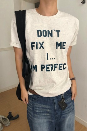 DONT FIX ME... 寬鬆短袖上衣