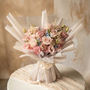 美好時光 - 溫柔粉彩綜合花束