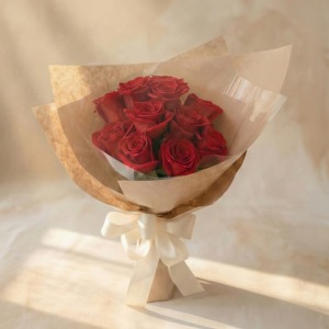 純粹愛 - 牛皮紙包裝紅玫瑰花束
