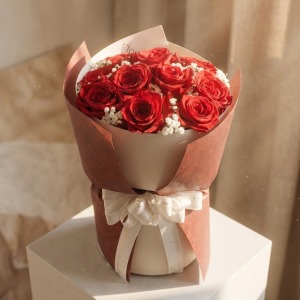 白羽 - 紅玫瑰花束