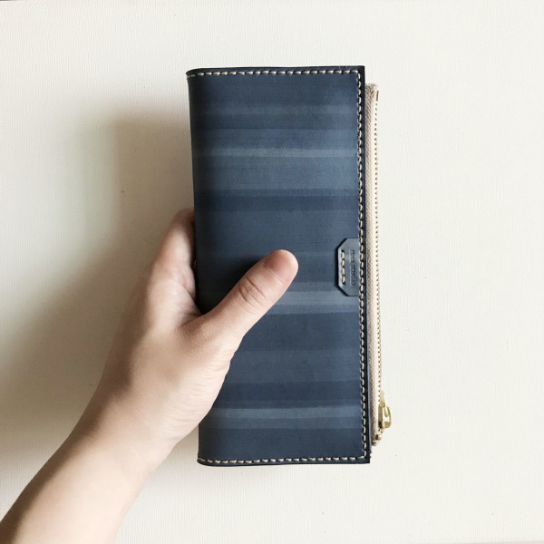 真皮長夾│8卡層│2鈔票層│零錢袋｜墨藍