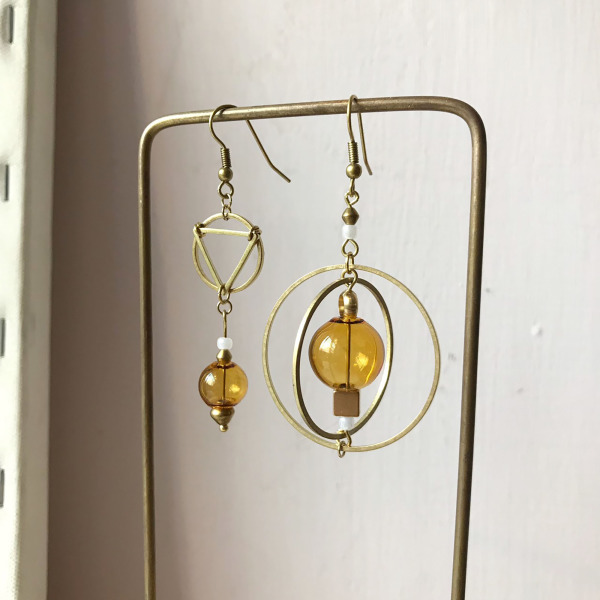 異國泡泡｜黃銅耳環｜橙色(可改夾)