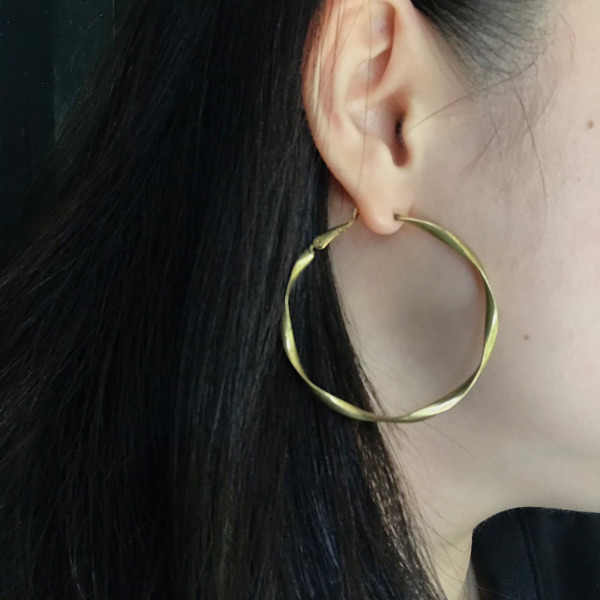 黃銅耳環_扭花(不可改夾)