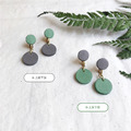 皮革耳環│小圓3號作品｜蘋果綠搭灰白_2
