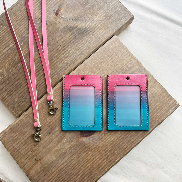 植鞣革識別證卡套｜雙卡層｜頸帶｜胭脂粉漸層里昂藍