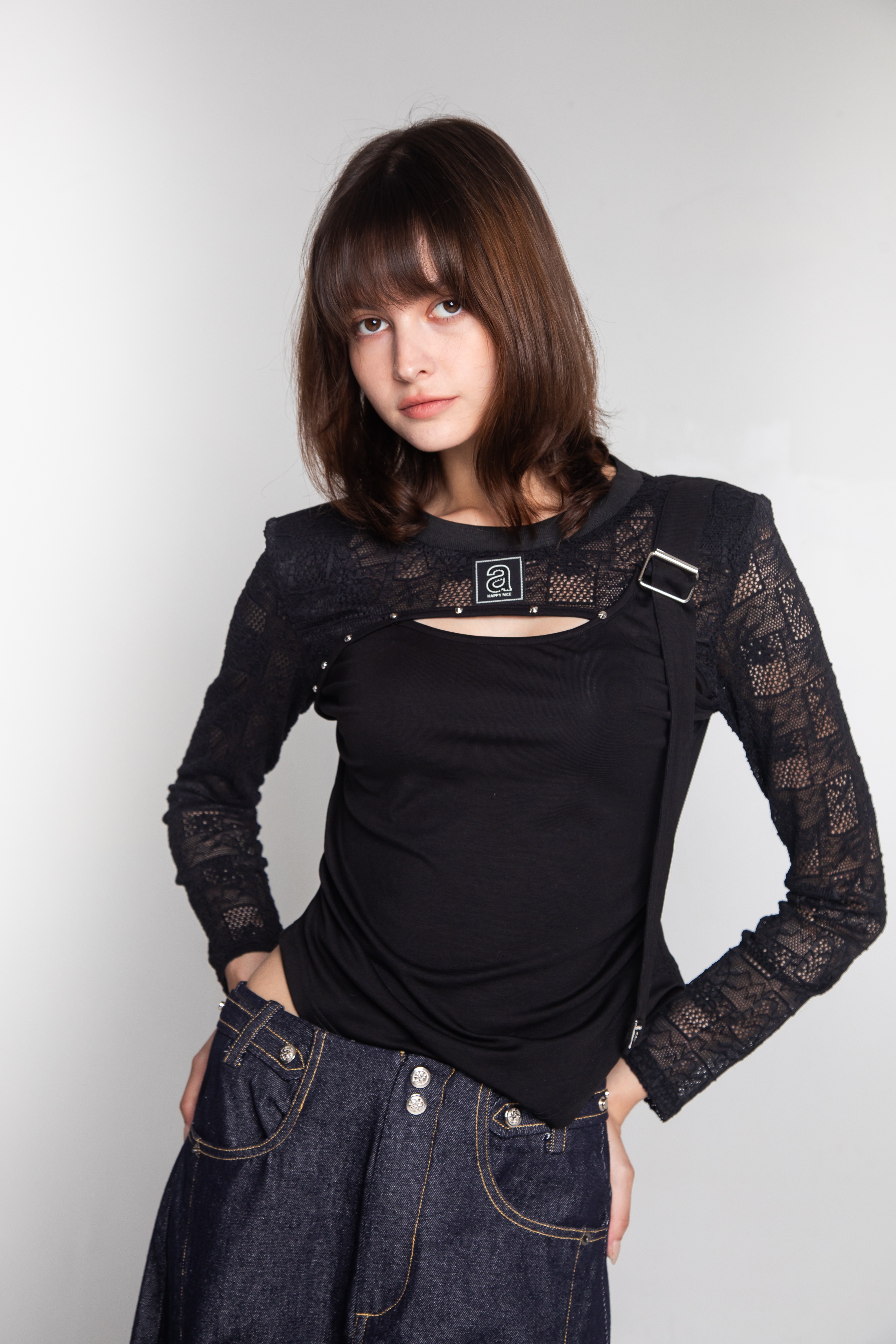 個性蕾絲上衣