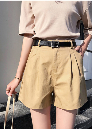 純色簡約休閒短褲附腰帶