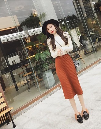 純色針織長款修身色百褶裙