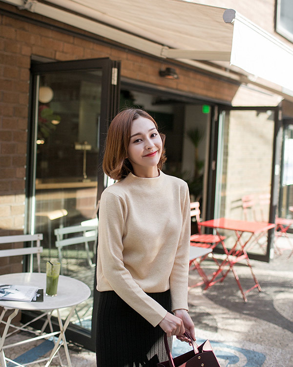 套頭長袖純色針織衫