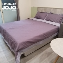 JOJO雙色字樣舒柔棉床包舖棉兩用被組-復古紫