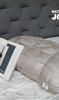 JOJO石墨烯云感朵朵羽絲絨纖維棉枕頭/2入