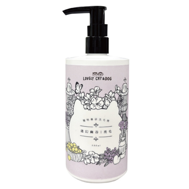 LOVELY CAT 蘿莉貓 寵物專研洗毛精-迷幻幽谷 500ml