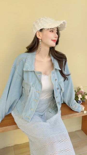 ➤韓版銀釦質感牛仔外套(2色)