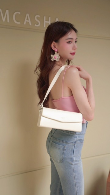 ➤光澤感時尚長方包 (3色)