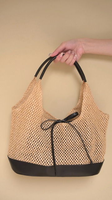 ➤度假風蝴蝶結簍空編織手提包