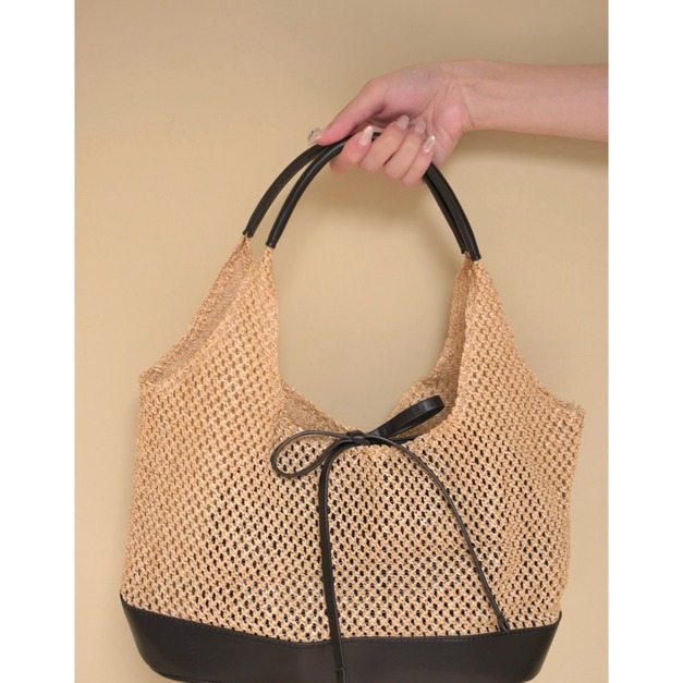 ➤度假風蝴蝶結簍空編織手提包