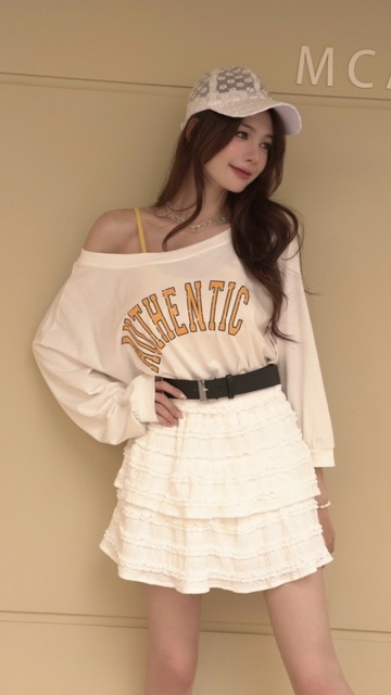 ➤時髦拼色字母寬皮帶修身棉T(2色)