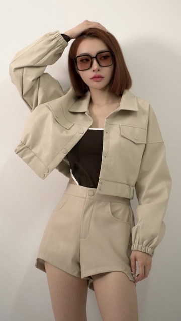 你不能沒有一件基本款排釦皮外套（2色）