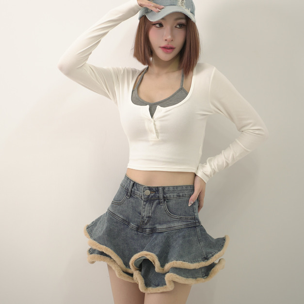 ➤吊脖拼色小釦副胸墊長袖上衣（3色）