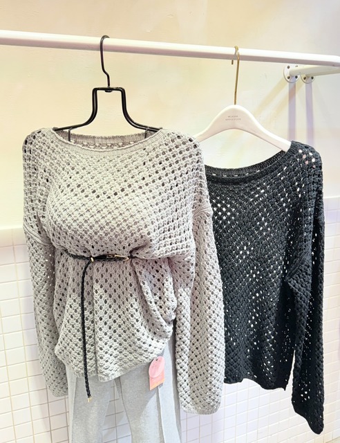 ➤多穿法簍空針織衫(2色)