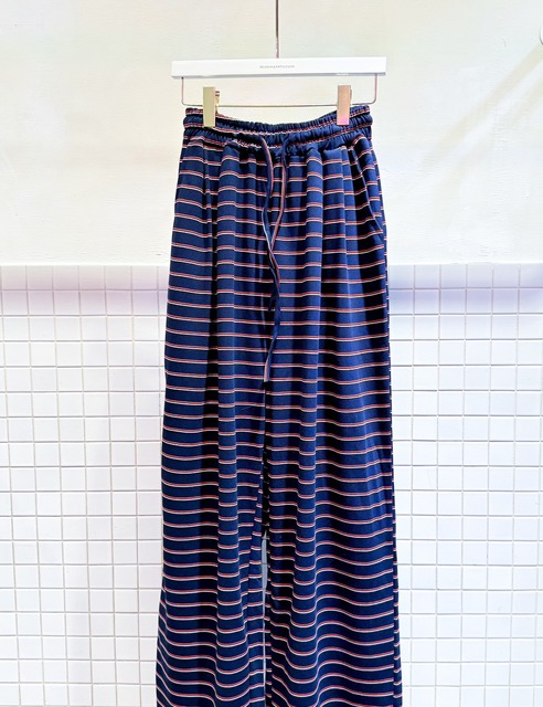 ➤韓系拼色休閒條紋鬆緊寬褲