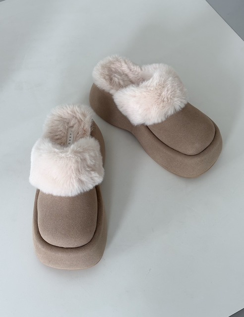 韓國麂皮拼接毛毛厚底拖35-40