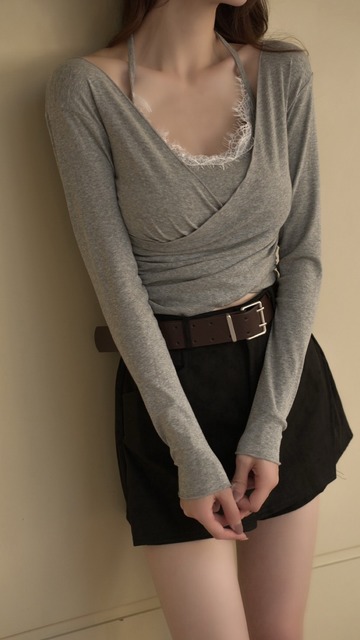 ➤羽毛綁脖胸墊背心交疊長袖上衣（2色）