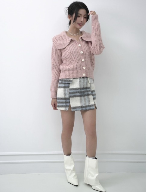 韓國花瓣造型厚磅毛衣