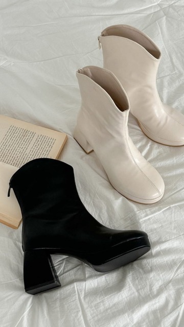 韓版短桶圓頭粗跟短靴