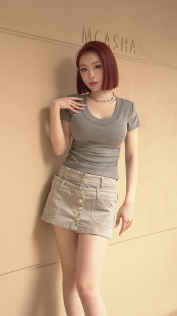 V領百搭彈力抓皺胸墊上衣(3色)