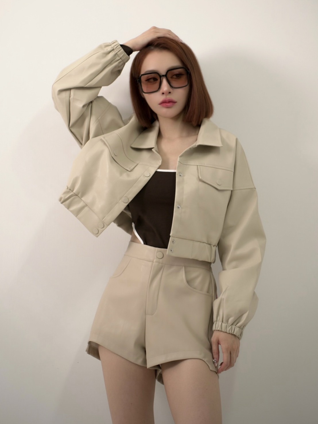 你不能沒有一件基本款排釦皮外套（2色）