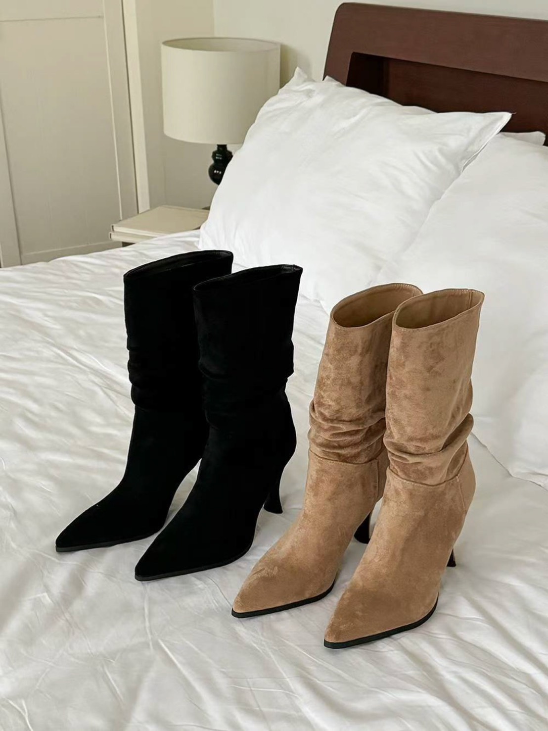 韓國麂皮尖頭高跟短靴 (2色) 36-40