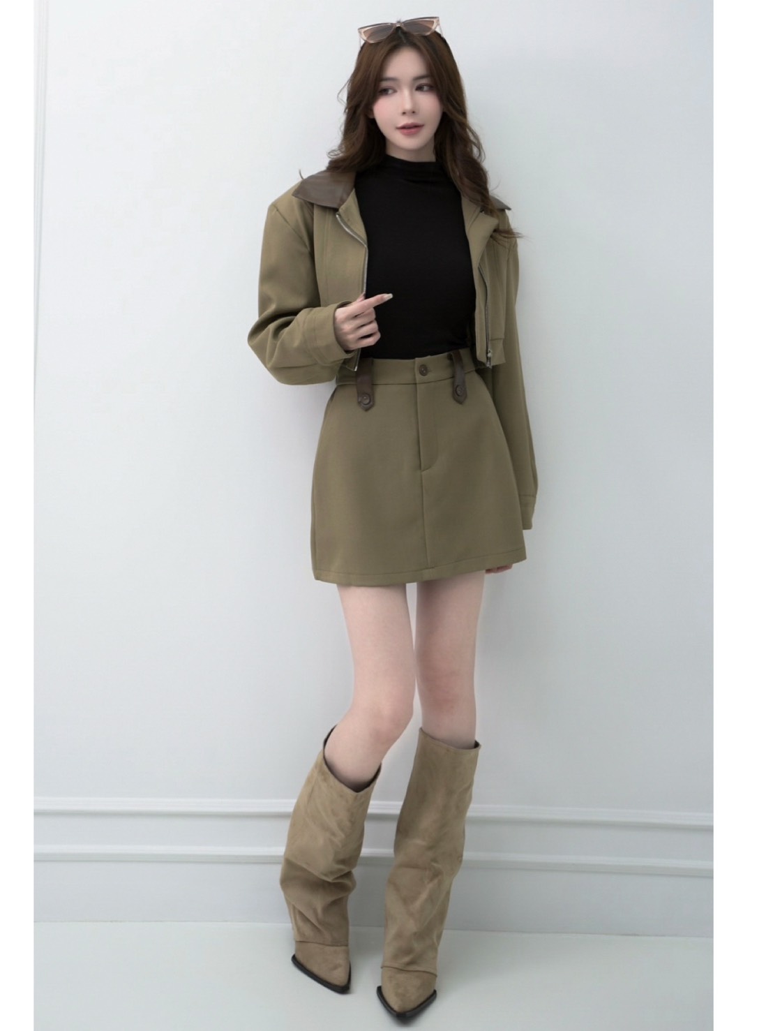 ➤皮領西裝拉鍊外套搭配A字短裙S~M (2色)