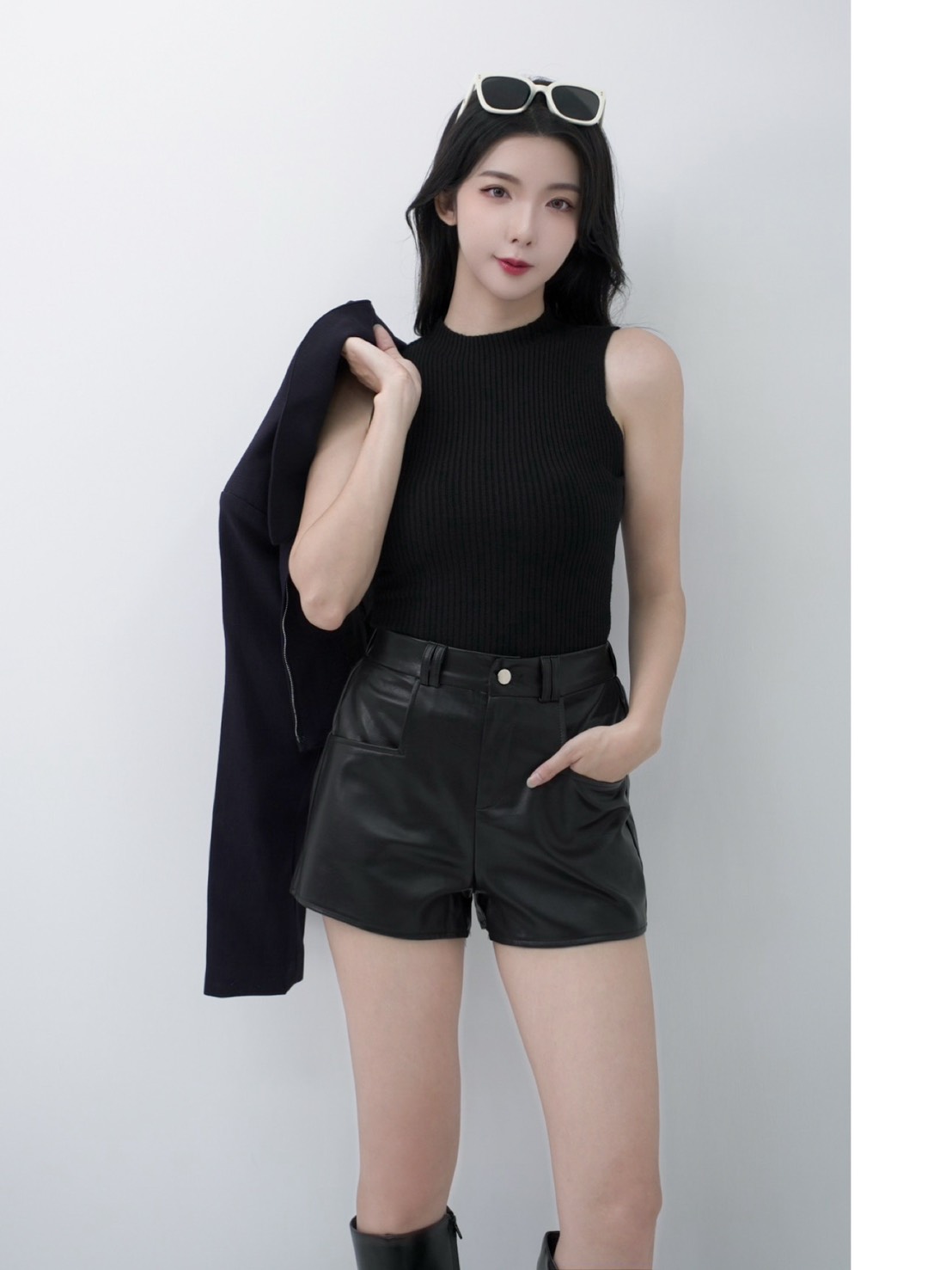 後鬆緊高腰擺搭皮短褲S~M