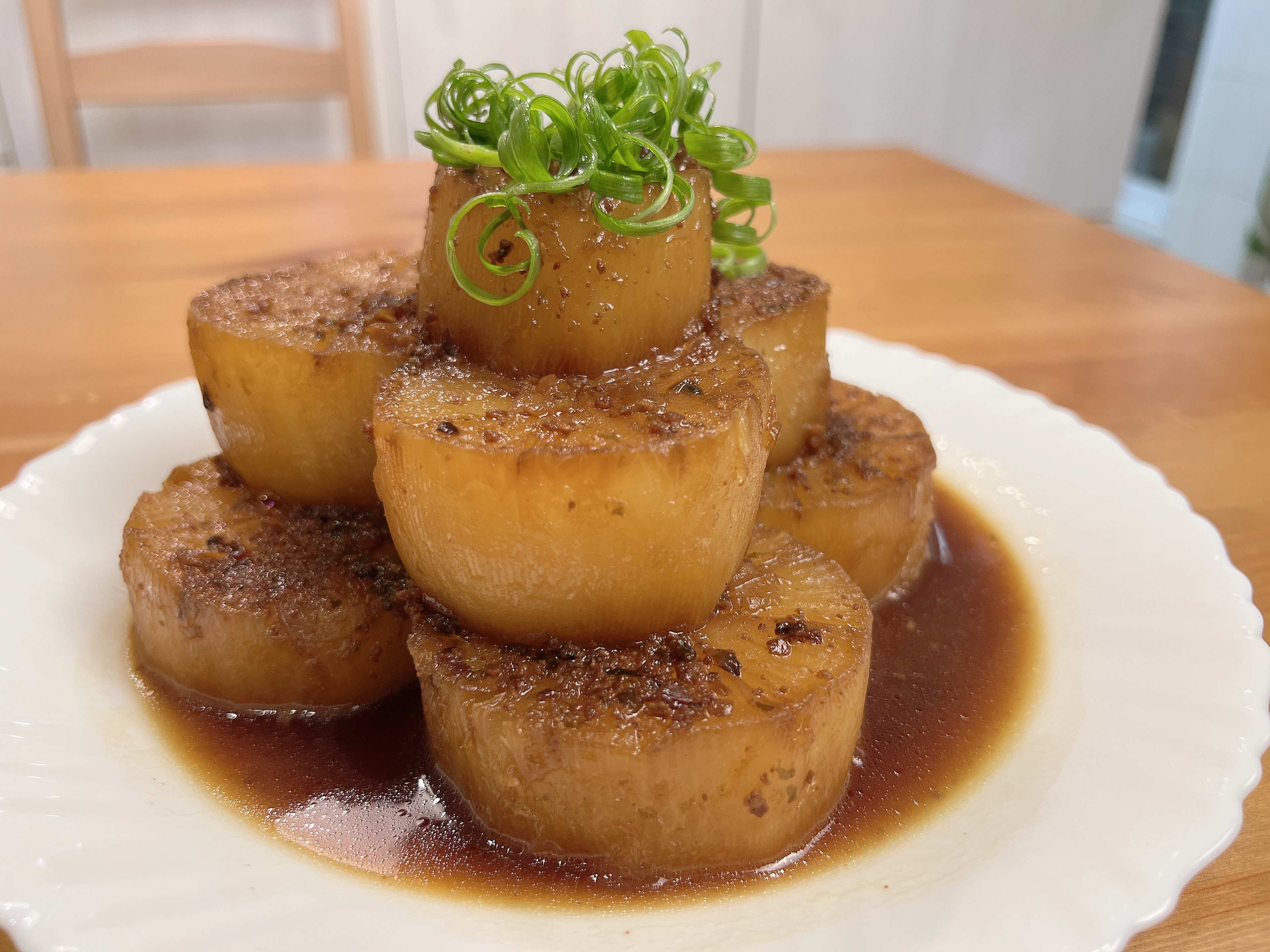 奶油醬燒蘿蔔排｜無肉料理、入口即化