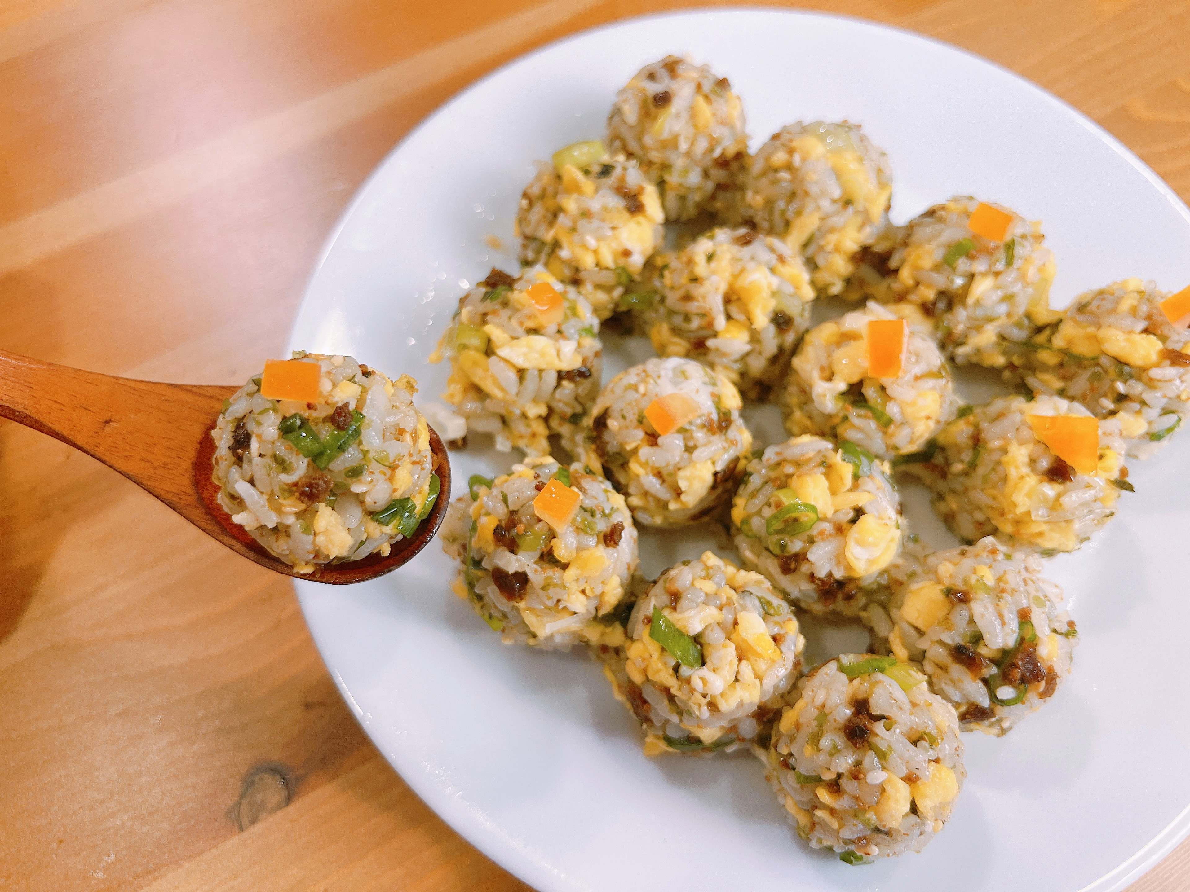 蔥香小飯糰｜只要加了它，直升5星飯糰
