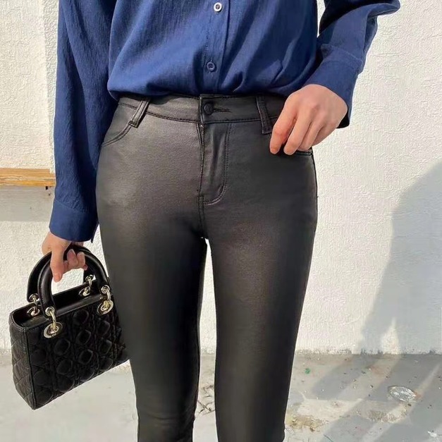 正韓-仿皮彈力褲