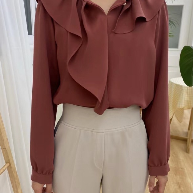 正韓-領荷葉質感衫