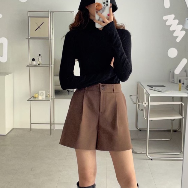 正韓-腰頭雙層剪接顯瘦短褲