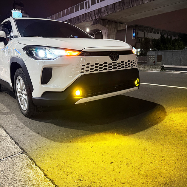 TOYOTA Corolla Cross 霧燈加裝  黃光  白光 霧燈總成