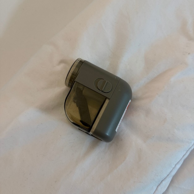 冬季超實用除毛球機 not for sale!!（不累贈！結帳畫面若出現一台以上，實際只會出貨一台喔！）