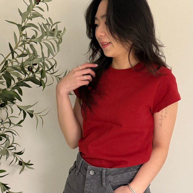 難得找到的小紅tee SS37｜限量單品（APM select）