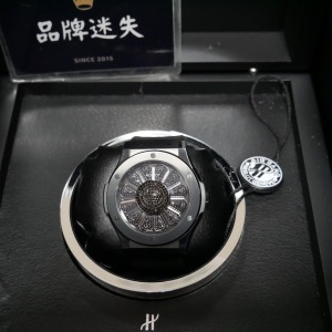 Hublot 宇舶507.CX.9000.RX.TAK21