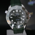 歐米茄 300海馬系列 軍綠 OMEGA 210.32.42.20.01.001